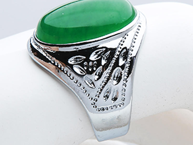 Custom reality white gold jadeite emerald male ring