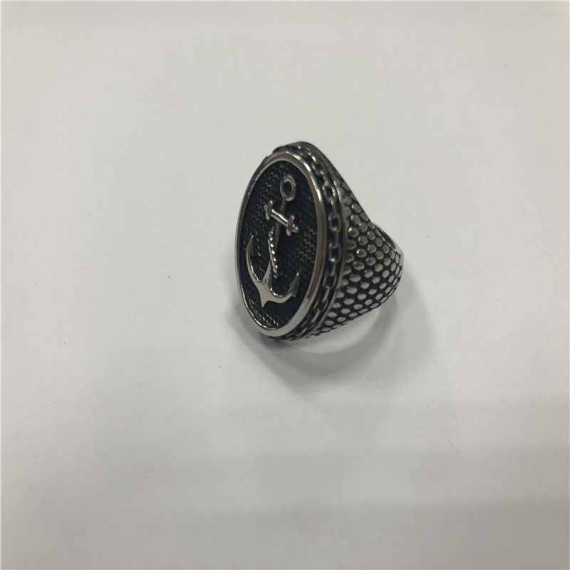 Anchor punk ring