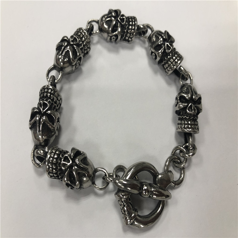 Domine skull bracelet