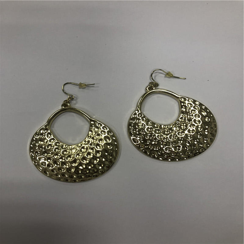 Oval butterfly earrings