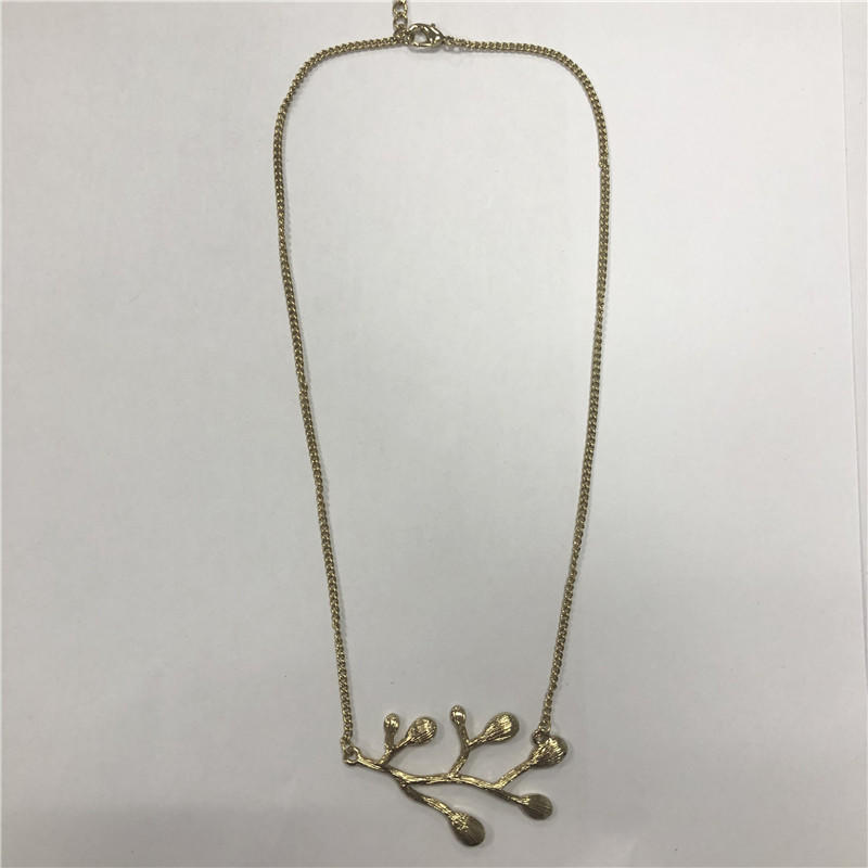 Golden water droplet leaf branch modelling is delicate short necklace