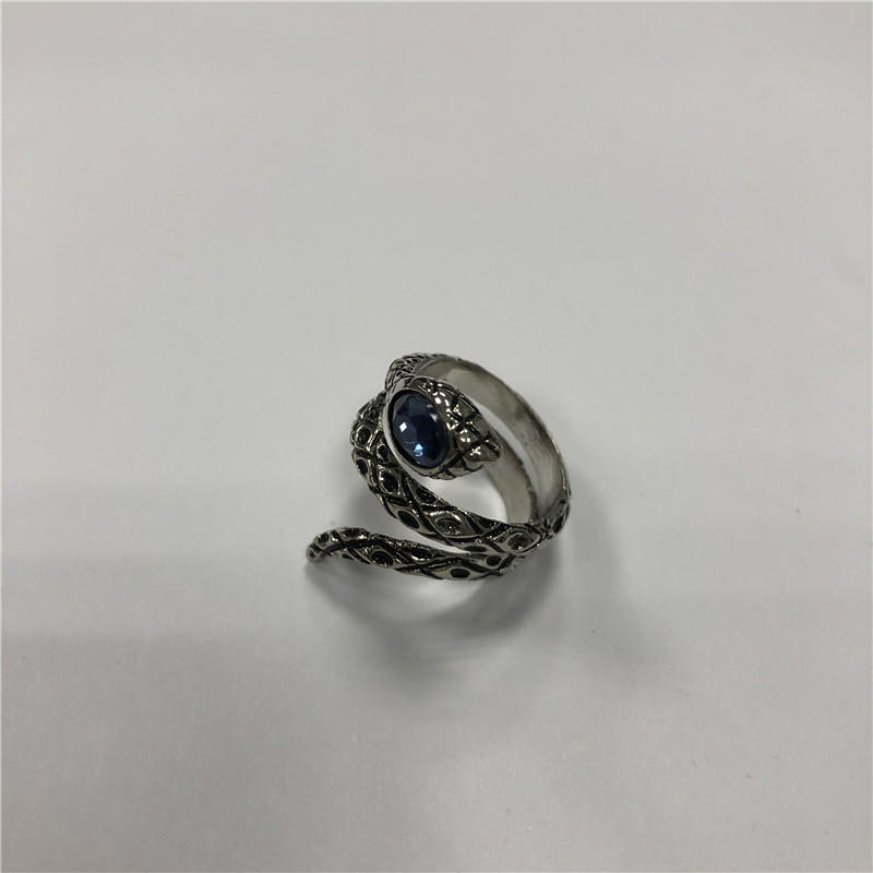Animal stainless steel vintage ring