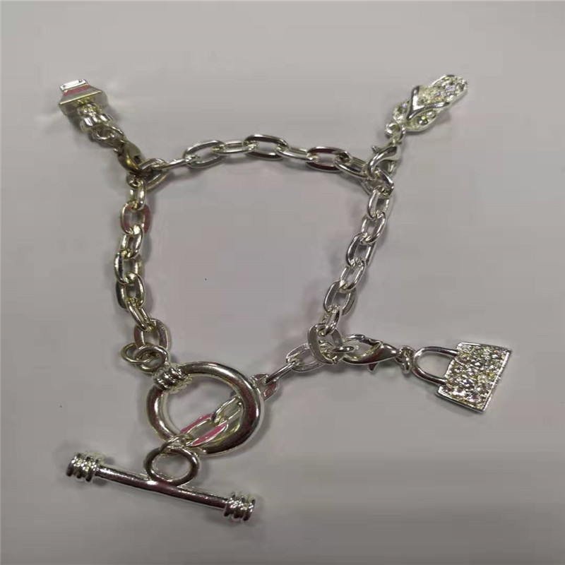 Fashion lock pendant bracelet