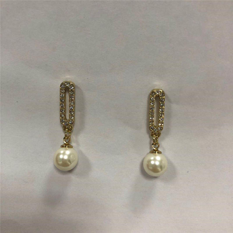 Spot direct wholesale set diamond only beautiful pearl eardrop Korean version earrings girls ears wholesale